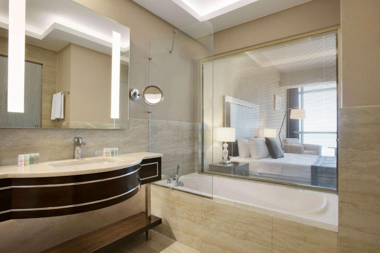Ramada By Wyndham Iskenderun Hotel Buitenkant foto