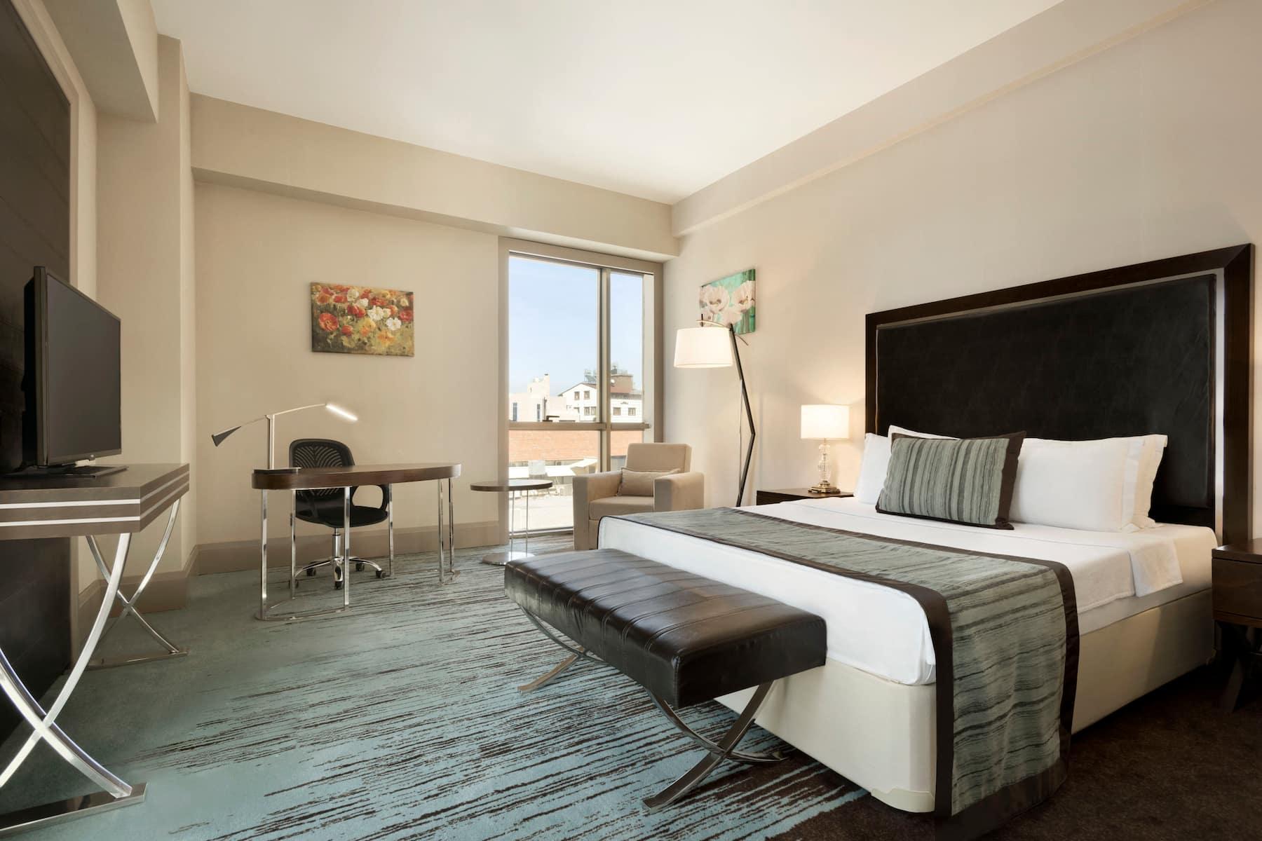 Ramada By Wyndham Iskenderun Hotel Buitenkant foto