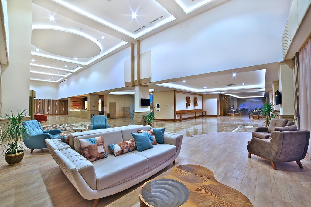 Ramada By Wyndham Iskenderun Hotel Buitenkant foto